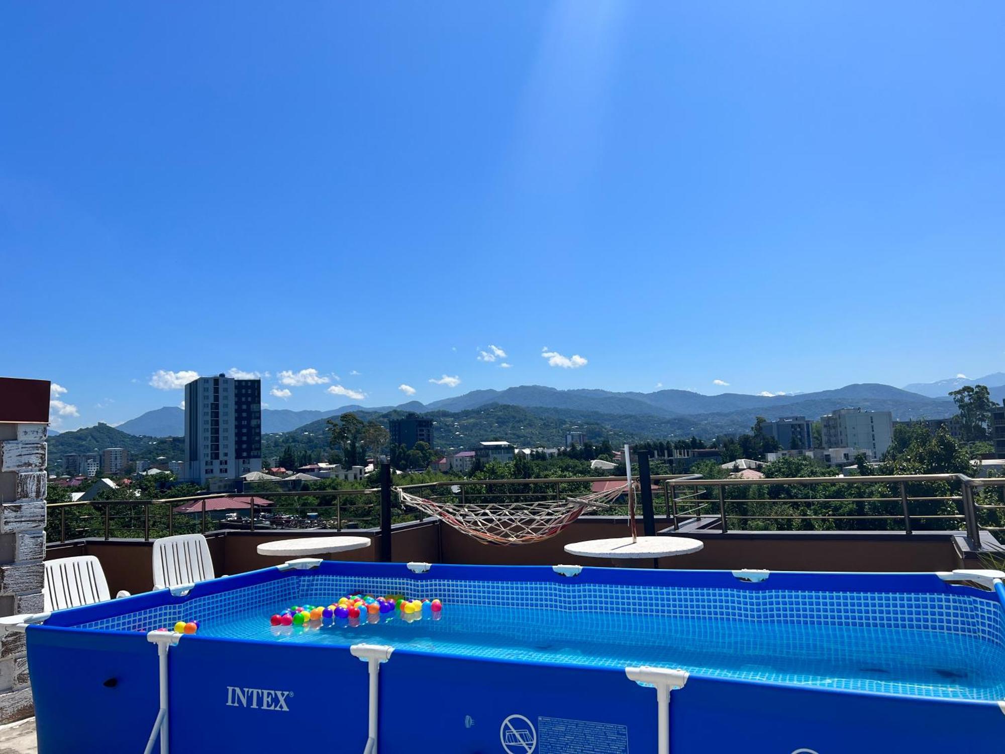 Apartments Nita บาทูมิ ภายนอก รูปภาพ