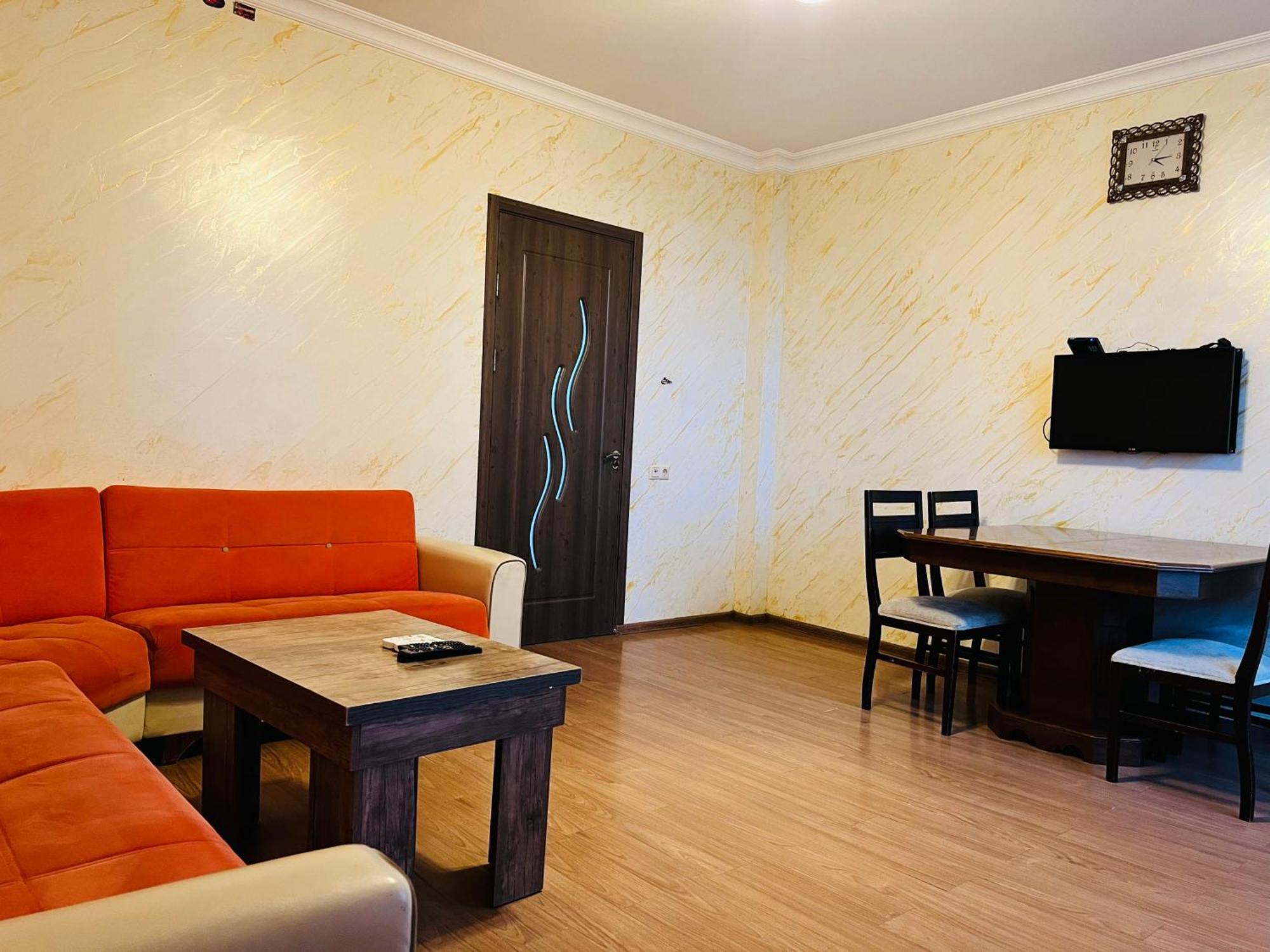 Apartments Nita บาทูมิ ภายนอก รูปภาพ