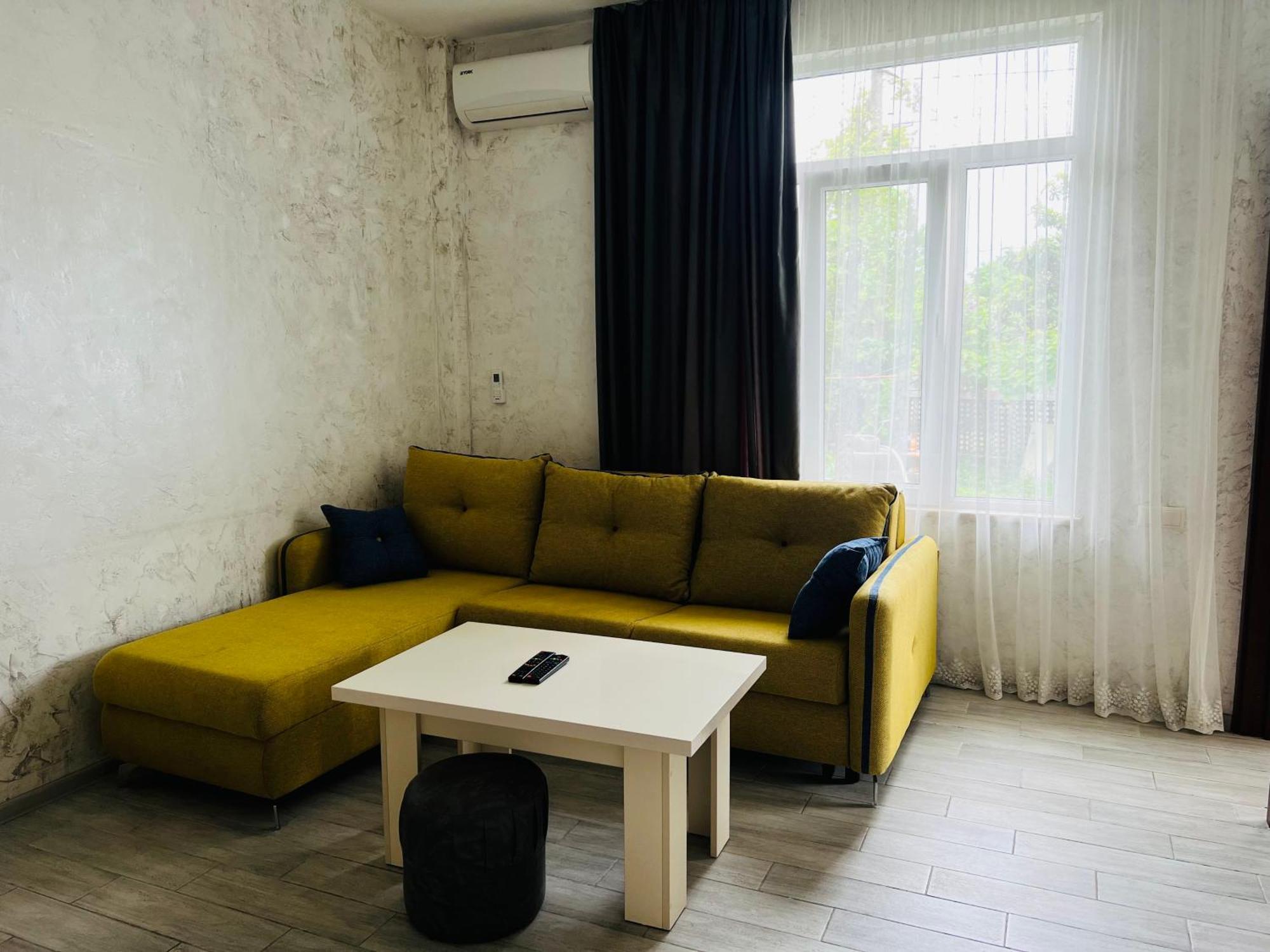 Apartments Nita บาทูมิ ภายนอก รูปภาพ