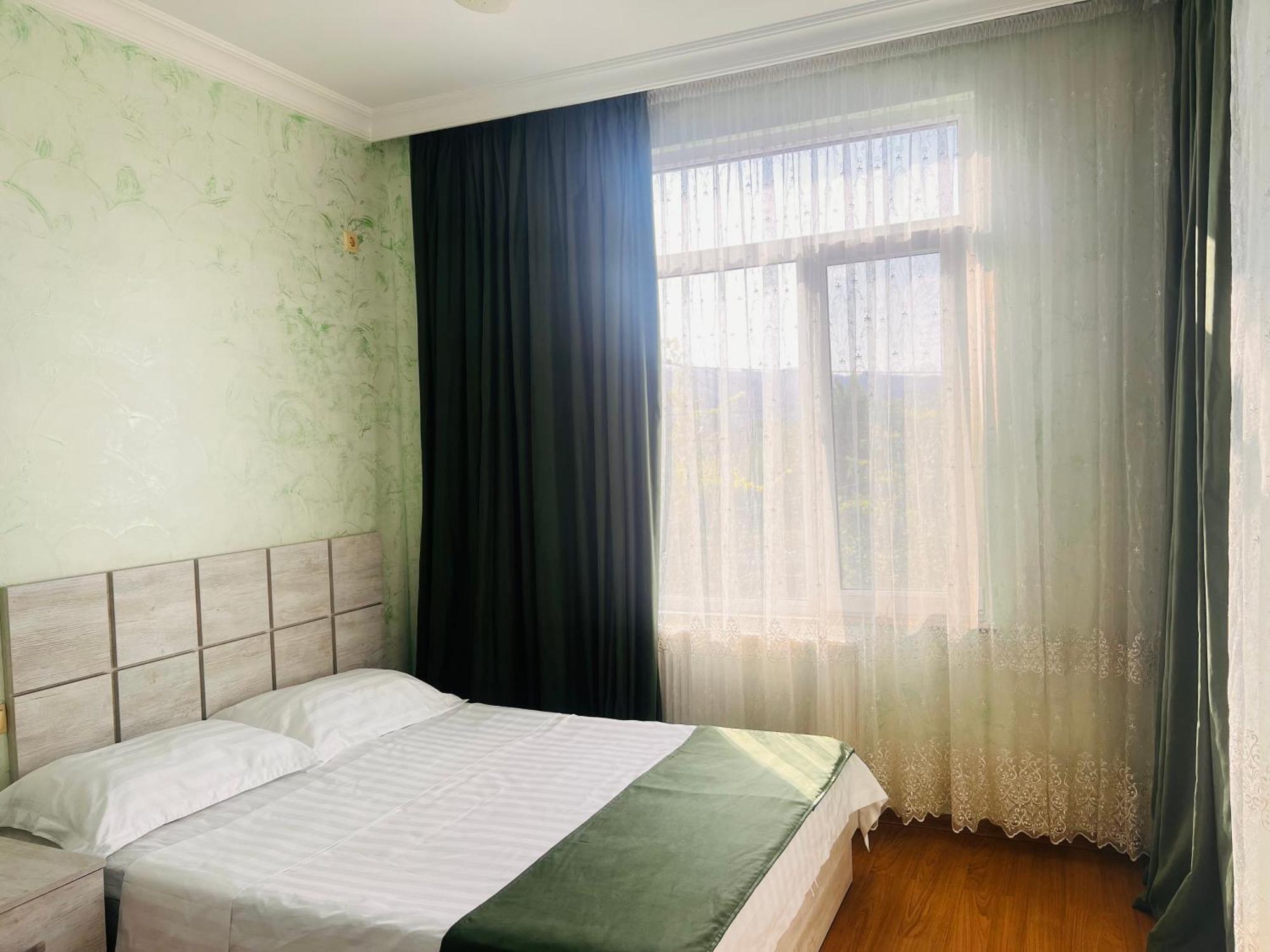Apartments Nita บาทูมิ ภายนอก รูปภาพ