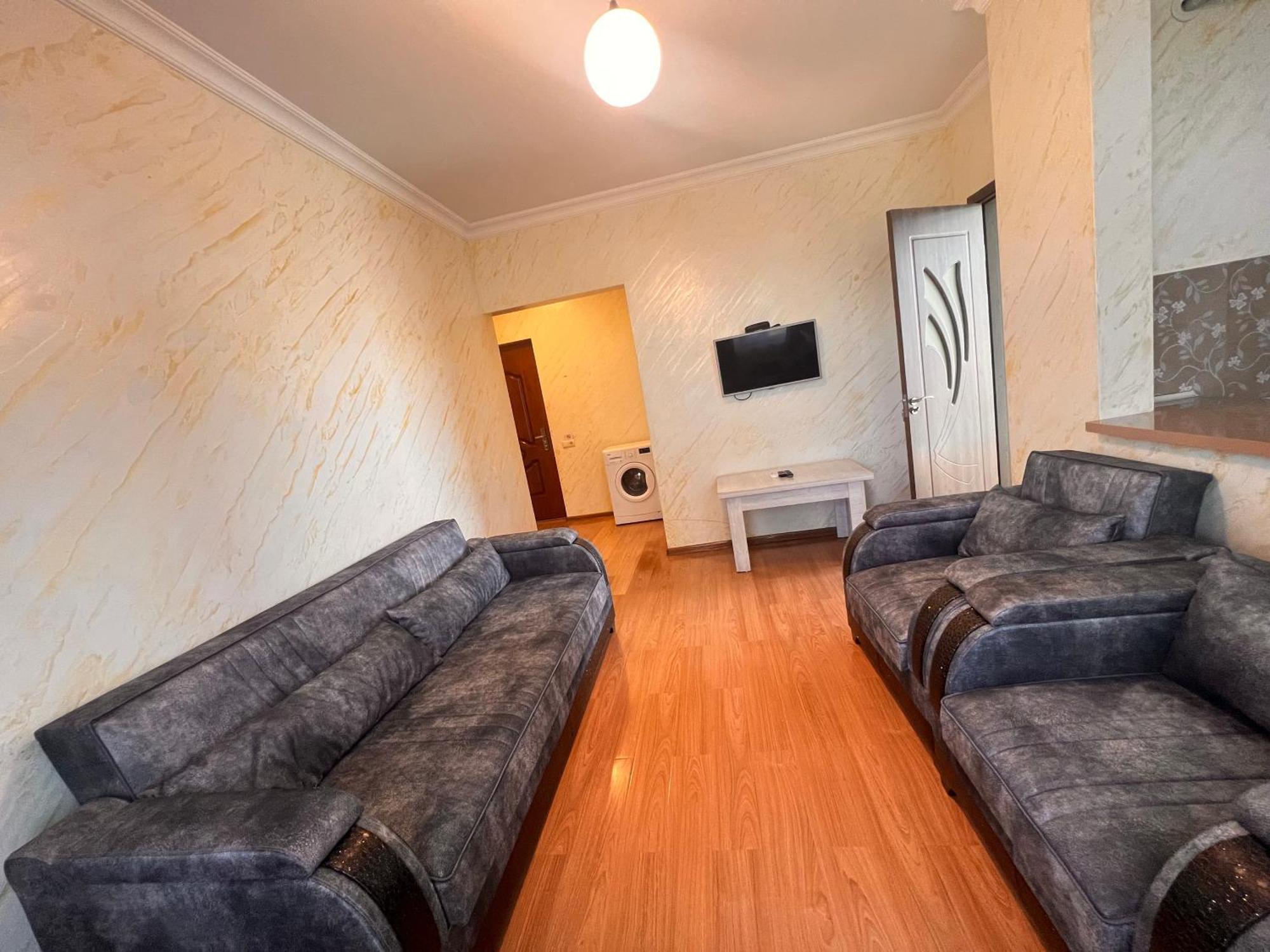 Apartments Nita บาทูมิ ภายนอก รูปภาพ