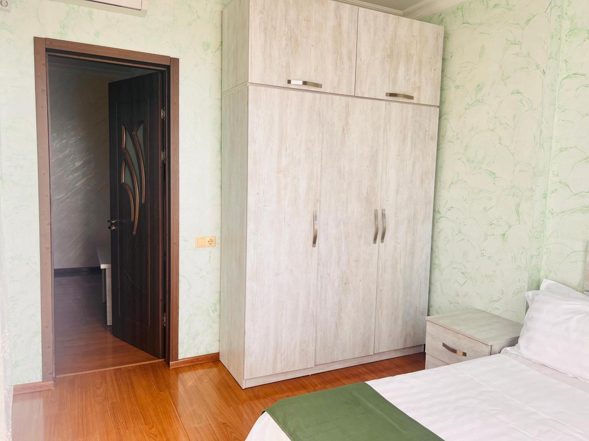 Apartments Nita บาทูมิ ภายนอก รูปภาพ